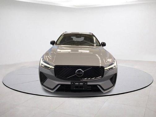 2026 Volvo XC60 B5 Core