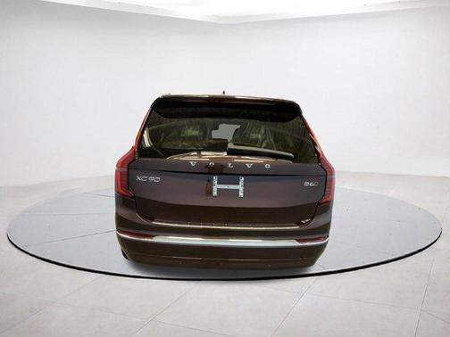 2026 Volvo XC90 B6 Ultra 7-Seater