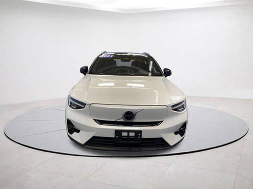 2023 Volvo XC40 Recharge Pure Electric Twin Plus