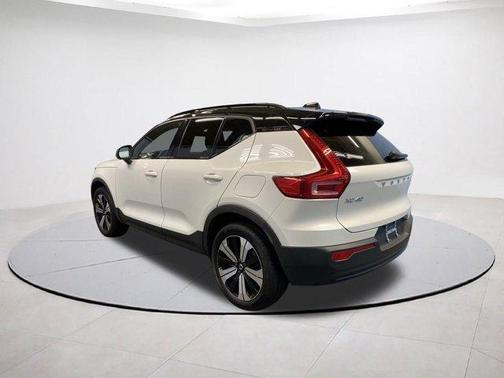 2023 Volvo XC40 Recharge Pure Electric Twin Plus