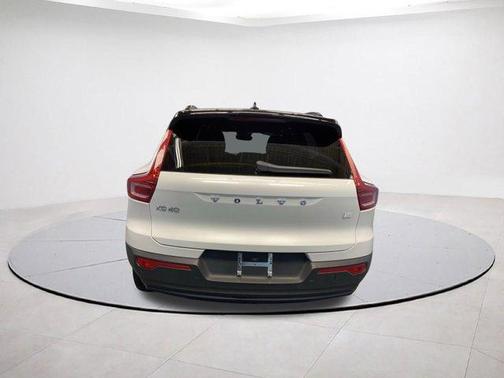 2023 Volvo XC40 Recharge Pure Electric Twin Plus