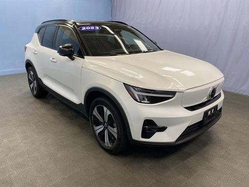 2023 Volvo XC40 Recharge Pure Electric Twin Plus