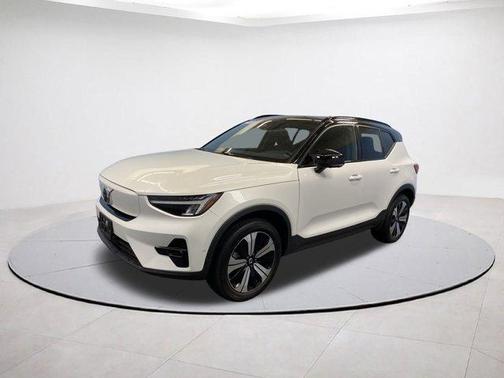 2023 Volvo XC40 Recharge Pure Electric Twin Plus