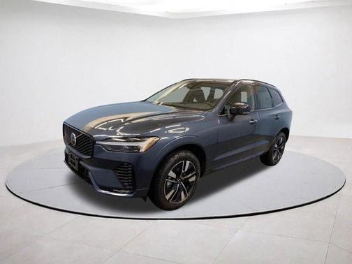 2026 Volvo XC60 B5 Core