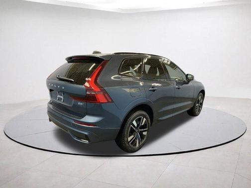 2026 Volvo XC60 B5 Core