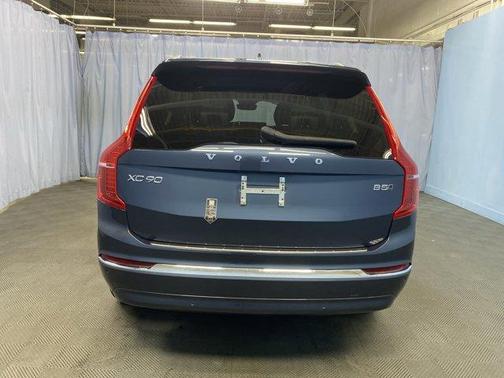 2024 Volvo XC90 B5 Plus Bright Theme