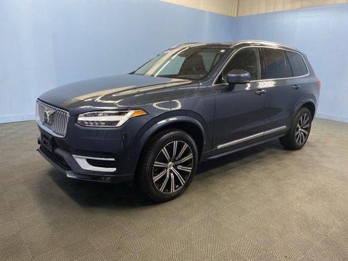 2024 Volvo XC90 B5 Plus Bright Theme