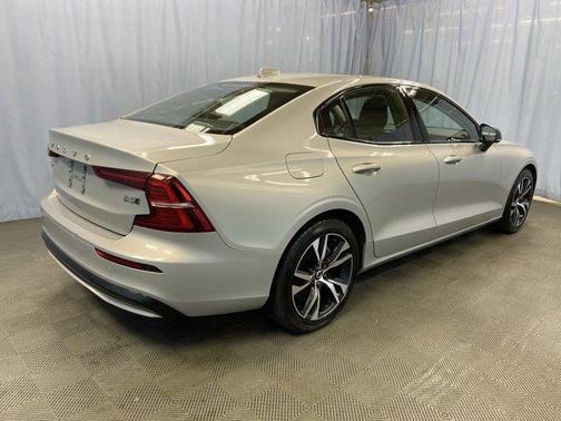 2025 Volvo S60 B5 Core