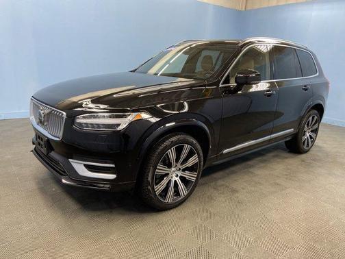 2024 Volvo XC90 B6 Ultimate Bright Theme 7-Seater