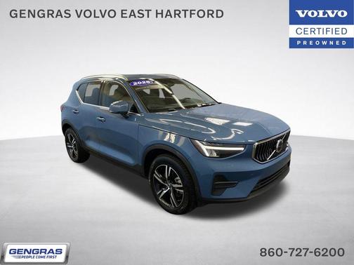 Fjord Blue Metallic 2025 Volvo XC40 B5 Core Bright Theme