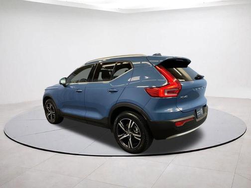 Fjord Blue Metallic 2025 Volvo XC40 B5 Core Bright Theme