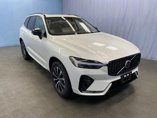 2025 Volvo XC60 B5 Core