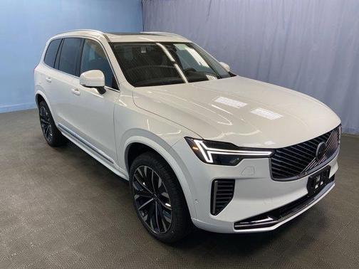 2025 Volvo XC90 Plug-In Hybrid T8 Plus 7-Seater