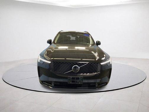 2026 Volvo XC90 B6 Ultra Dark Theme 7-Seater