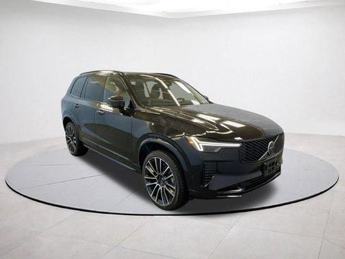 2026 Volvo XC90 B6 Ultra Dark Theme 7-Seater