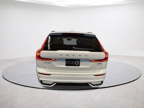 2025 Volvo XC60 B5 Core