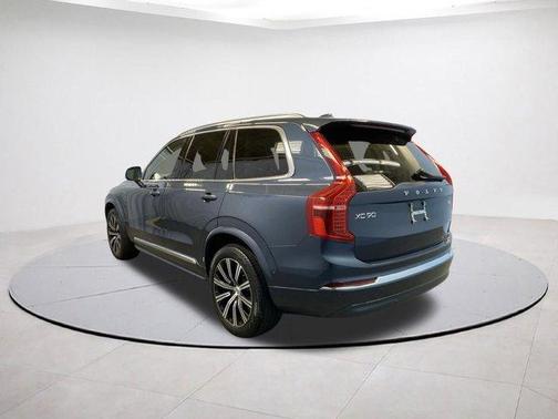 2023 Volvo XC90 B6 Plus 7-Seater