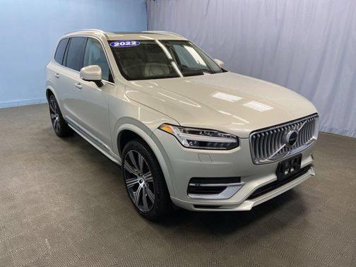 2022 Volvo XC90 Recharge Plug-In Hybrid T8 Inscription Extended Range 7P