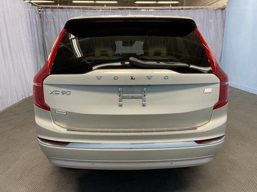 2022 Volvo XC90 Recharge Plug-In Hybrid T8 Inscription Extended Range 7P