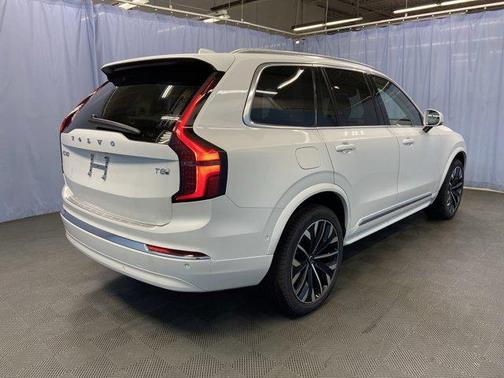 2026 Volvo XC90 ULTRA