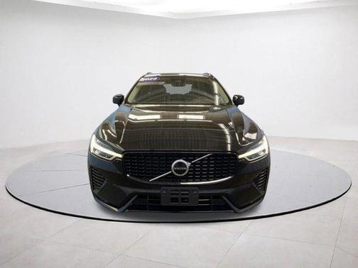 2025 Volvo XC60 B5 Core