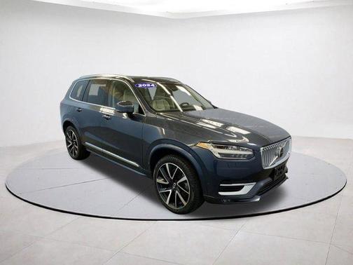 2024 Volvo XC90 B6 Ultimate Bright Theme 7-Seater