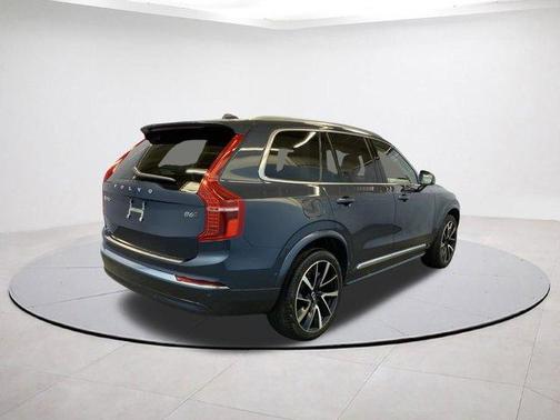 2024 Volvo XC90 B6 Ultimate Bright Theme 7-Seater