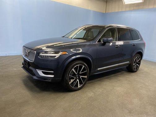 2024 Volvo XC90 B6 Ultimate Bright Theme 7-Seater