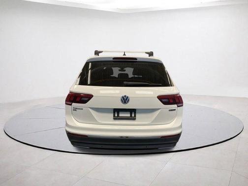 2020 Volkswagen Tiguan 2.0T SEL