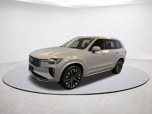 2025 Volvo XC90 B6 Plus 7-Seater