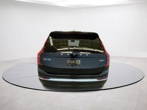 2025 Volvo XC90 PLUS