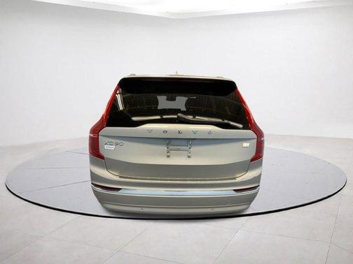 2024 Volvo XC90 Recharge Plug-In Hybrid T8 Plus Bright Theme 7-Seater