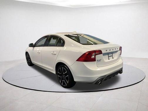 2018 Volvo S60 T5 Dynamic
