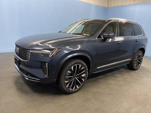 2025 Volvo XC90 Plug-In Hybrid T8 Ultra 7-Seater