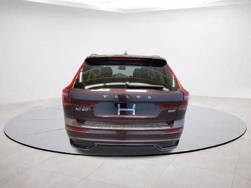 2026 Volvo XC60 B5 Core