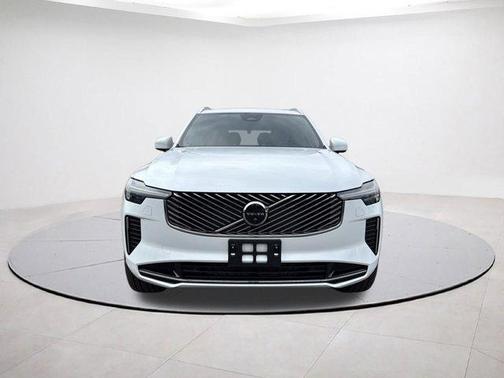 2026 Volvo XC90 B6 Plus 6-Seater