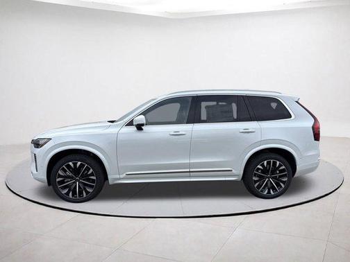 2026 Volvo XC90 B6 Plus 6-Seater