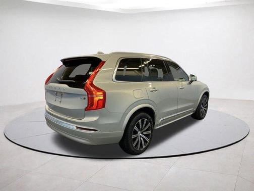 2024 Volvo XC90 B5 Core Bright Theme