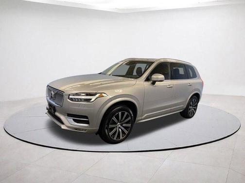 2024 Volvo XC90 B5 Core Bright Theme