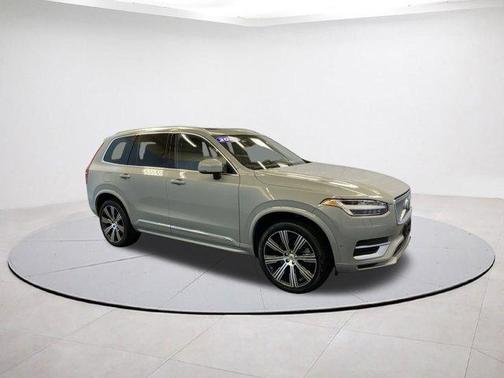 2024 Volvo XC90 Recharge Plug-In Hybrid T8 Plus 6-Seater