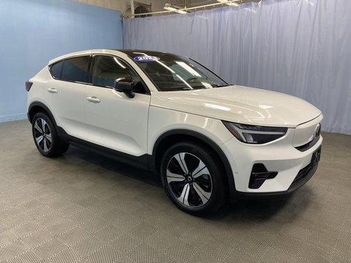 2023 Volvo C40 Recharge Pure Electric Twin Plus