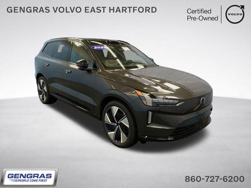 Platinum Gray Metallic 2025 Volvo EX90 Twin Motor Ultra