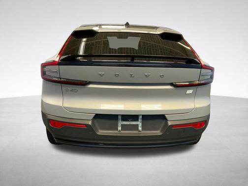 Silver 2023 Volvo C40 Recharge Pure Electric Twin Plus