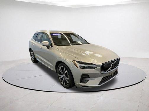 2022 Volvo XC60 Recharge Plug-In Hybrid INSCRIPTION