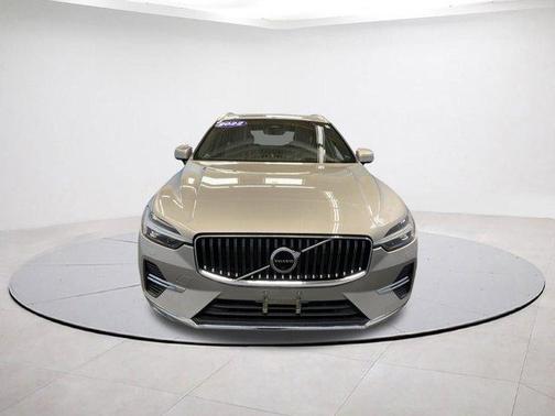 2022 Volvo XC60 Recharge Plug-In Hybrid INSCRIPTION