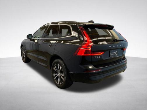 Onyx Black Metallic 2023 Volvo XC60 B5 Core