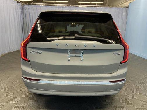 2025 Volvo XC90 Plug-In Hybrid T8 Ultra 7-Seater