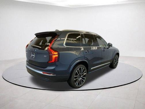 2026 Volvo XC90 B5 Plus 7-Seater