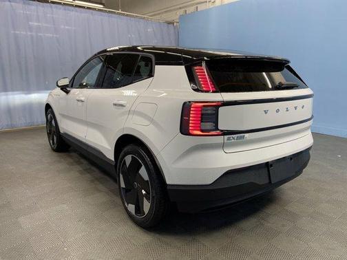 2025 Volvo EX30 Twin Motor Plus