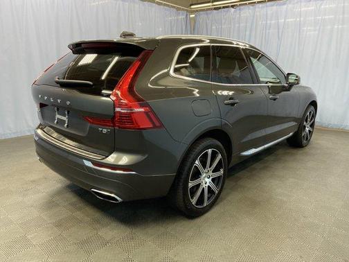 2021 Volvo XC60 T5 Inscription